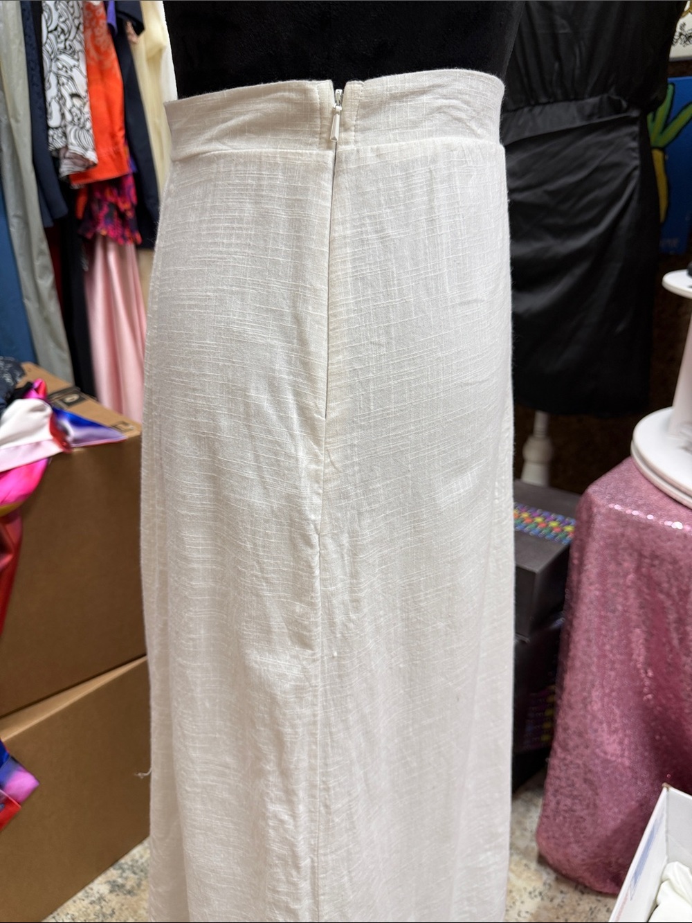 Old Navy Women's Cream A-Line Skirt, size 12 - Picture 3 of 5